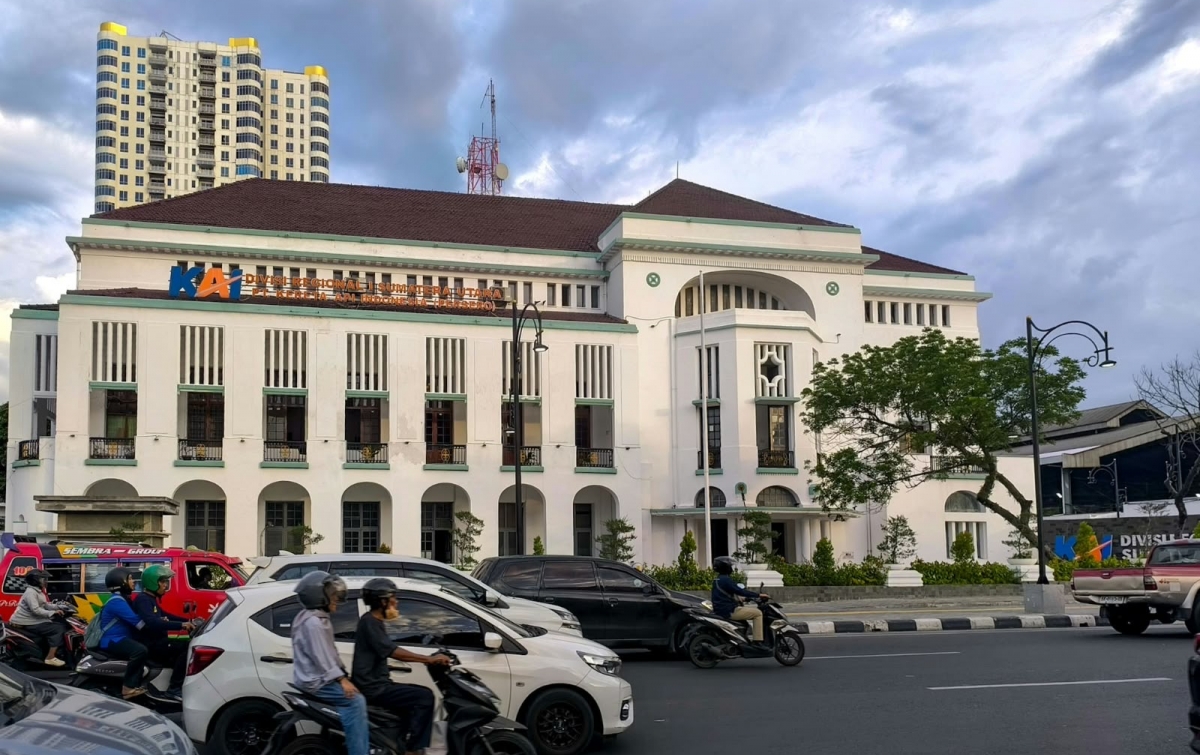 Menjaga Jejak Deli Spoorweg Maatschappij: Kisah KAI Sumut Rawat Stasiun Berusia Seabad Lebih