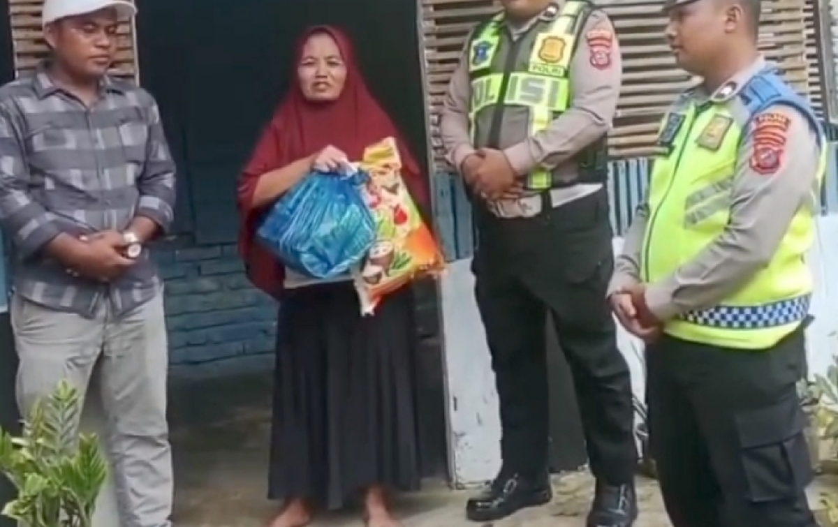 Peduli Sesama, Kaposlantas NA IX-X Berbagi dan Gotong Royong