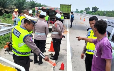 TRAGIS! Potong Rumput Berujung Maut, Truk Hantam Pekerja Tol Medan-Tebing Tinggi, 2 Orang Tewas