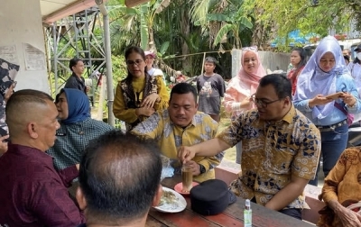 Resmikan Pustu Bintang Meriah, Bupati Asriludin Ngopi Bareng Warga di Warung