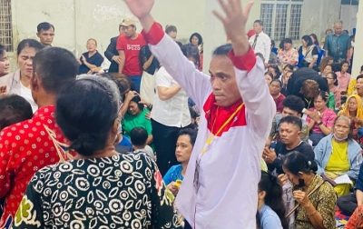 Jemaat Bersyukur Alami Kuasa Kesembuhan, Seribu Jemaat Saksikan Mujizat Kesembuhan