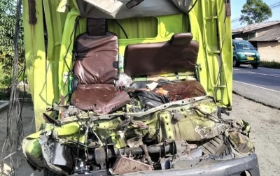 Tragedi Dini Hari di Tol Medan-Tebing Tinggi: Truk Box Hantam Bagian Belakang Tronton, 3 Nyawa Melayang