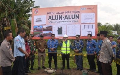 Pembangunan Alun-Alun Hamparan Perak Disambut Antusias