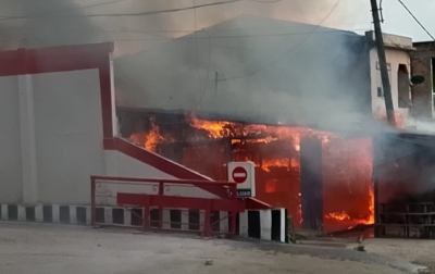 Kawasan Padat Penduduk Dekat SPBU Mencekam, 5 Rumah Hangus Total dan 2 Dirusak Paksa