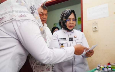 Memastikan Kedisiplinan, Plt Bupati Langkat Sidak Puskesmas dan SMPN1 Stabat