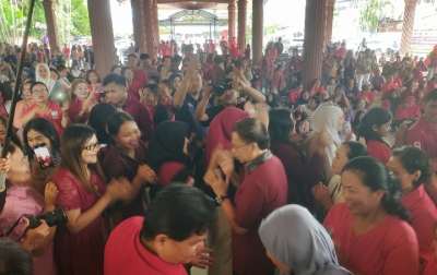 Rayakan Ulang Tahun Bersama Rakyat Kecil, Sofyan Tan : Bukan Pujian, Keberhasilan Anak-anak Kurang Mampu adalah Hadiah Terbesar