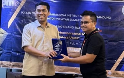 Kuliah di ITB Bukan Cuma Akademik: Saat Orang Tua Jadi ‘Jangkar Emosional’ Mahasiswa