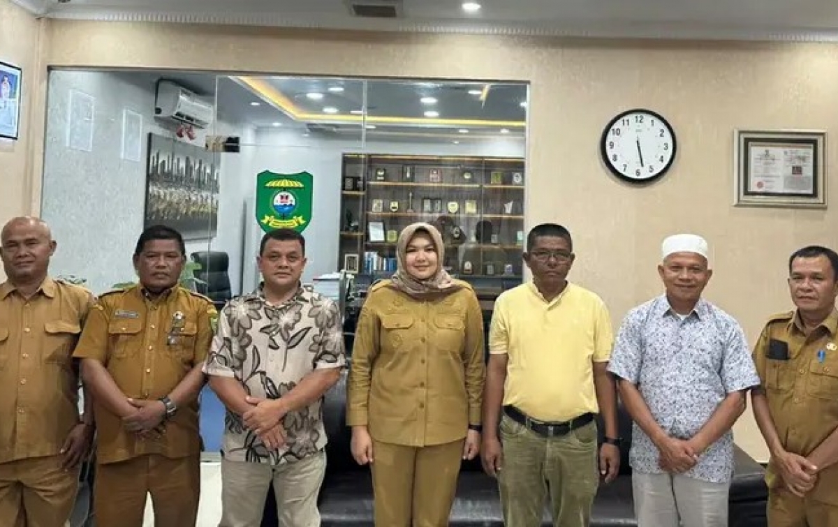 Warga Kotanopan Temui Wabup Pasca Pembakaran Ekskavator