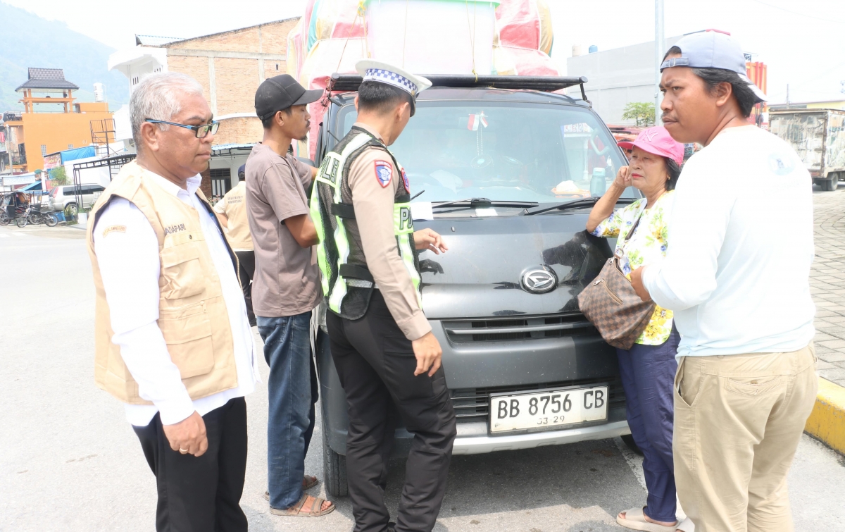Bapenda Samosir Bersama Polres dan Samsat Tingkatkan Kepatuhan Pajak Kendaraan