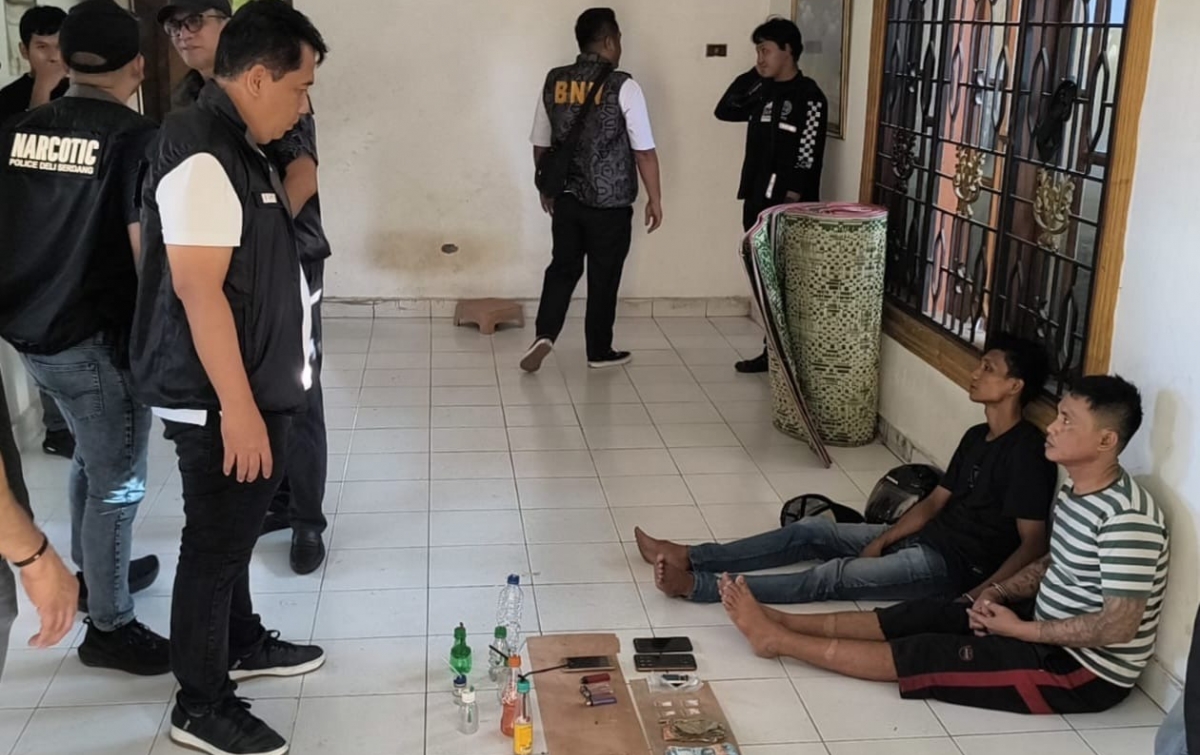 Polresta Deliserdang dan BNNK Gerebek Sarang Narkoba di Tanjung Morawa: Bandar Dicokok, 5 Pengguna Positif Sabu