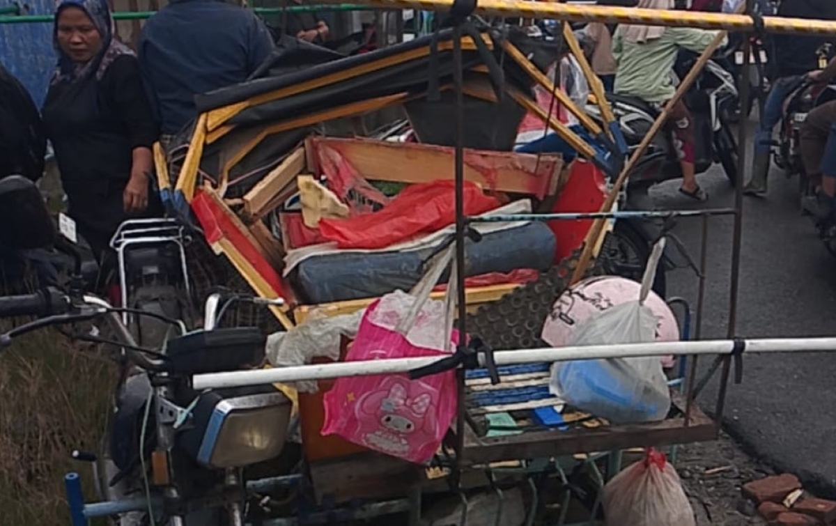 Terobos Palang Pintu hingga Disambar Kereta Api, KAI Sumut Imbau Warga Tertib di Perlintasan Sebidang