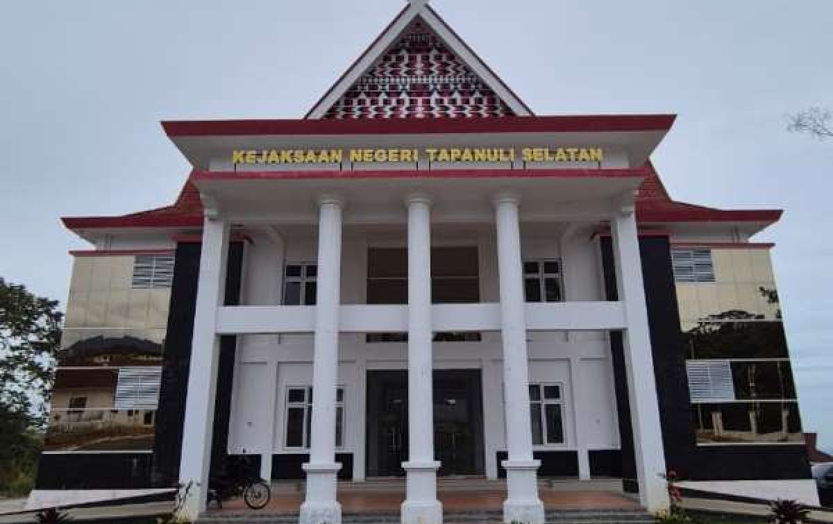 Kejari Tapanuli Selatan Terima Laporan Dugaan Korupsi Anggaran Dinas KB Tapsel Milyaran rupiah