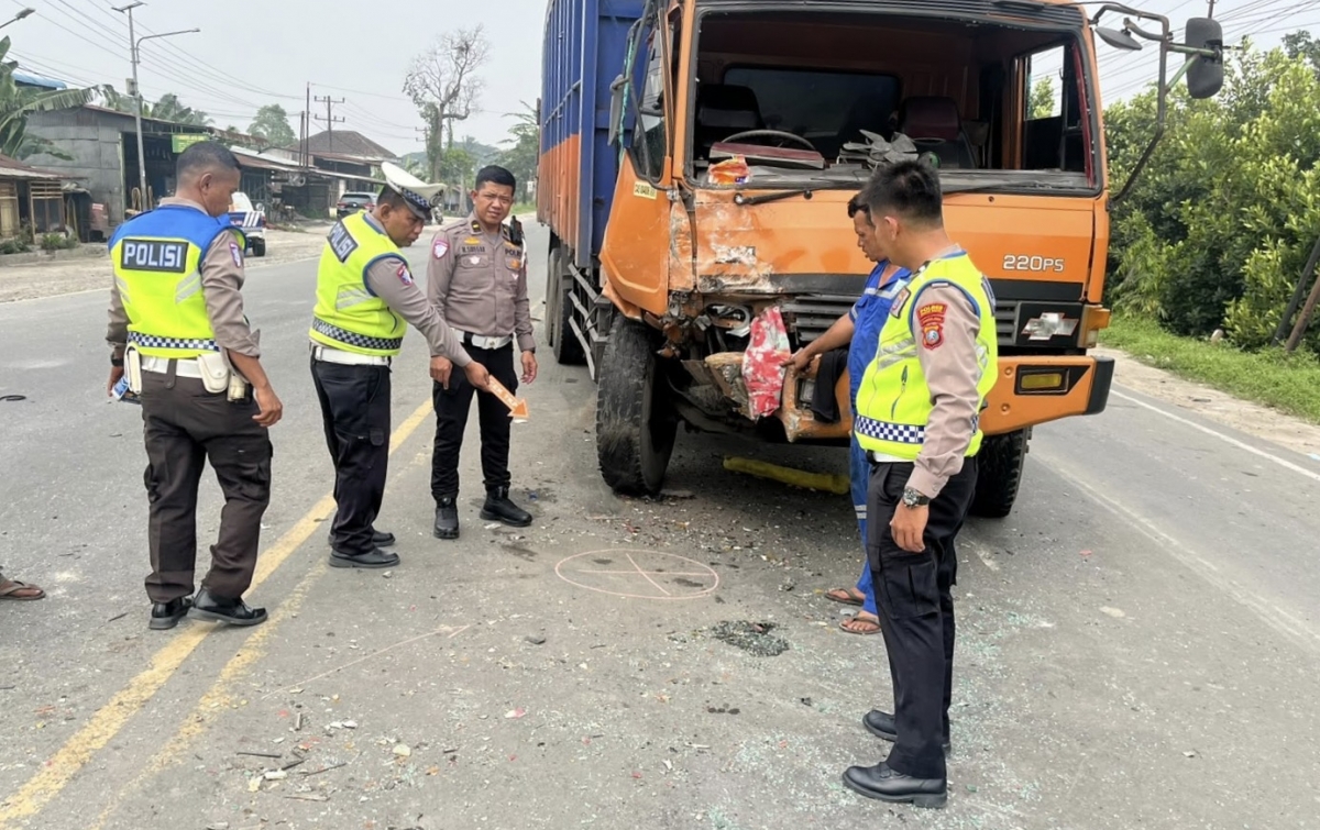 Tabrakan Beruntun Maut di Jalinsum Perbaungan, Sopir Angkot Tewas dan 9 Orang Luka-Luka