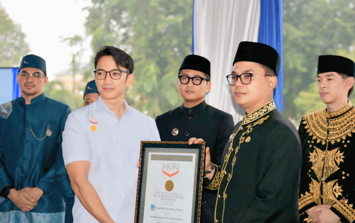 Pemko Langsa Terima Penghargaan MURI