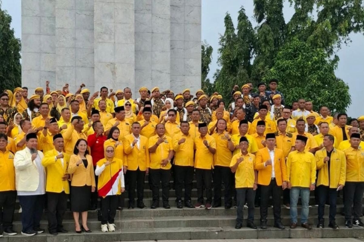 HUT ke-62 Golkar, Andar Amin Harahap Pimpin Ziarah, Ratusan Kader Kenang Jasa Pahlawan