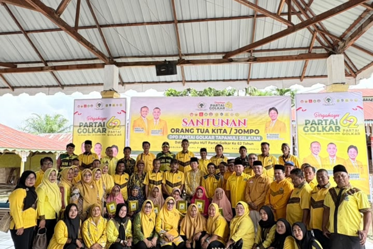 DPD Golkar Tapsel Isi HUT dengan Aksi Sosial