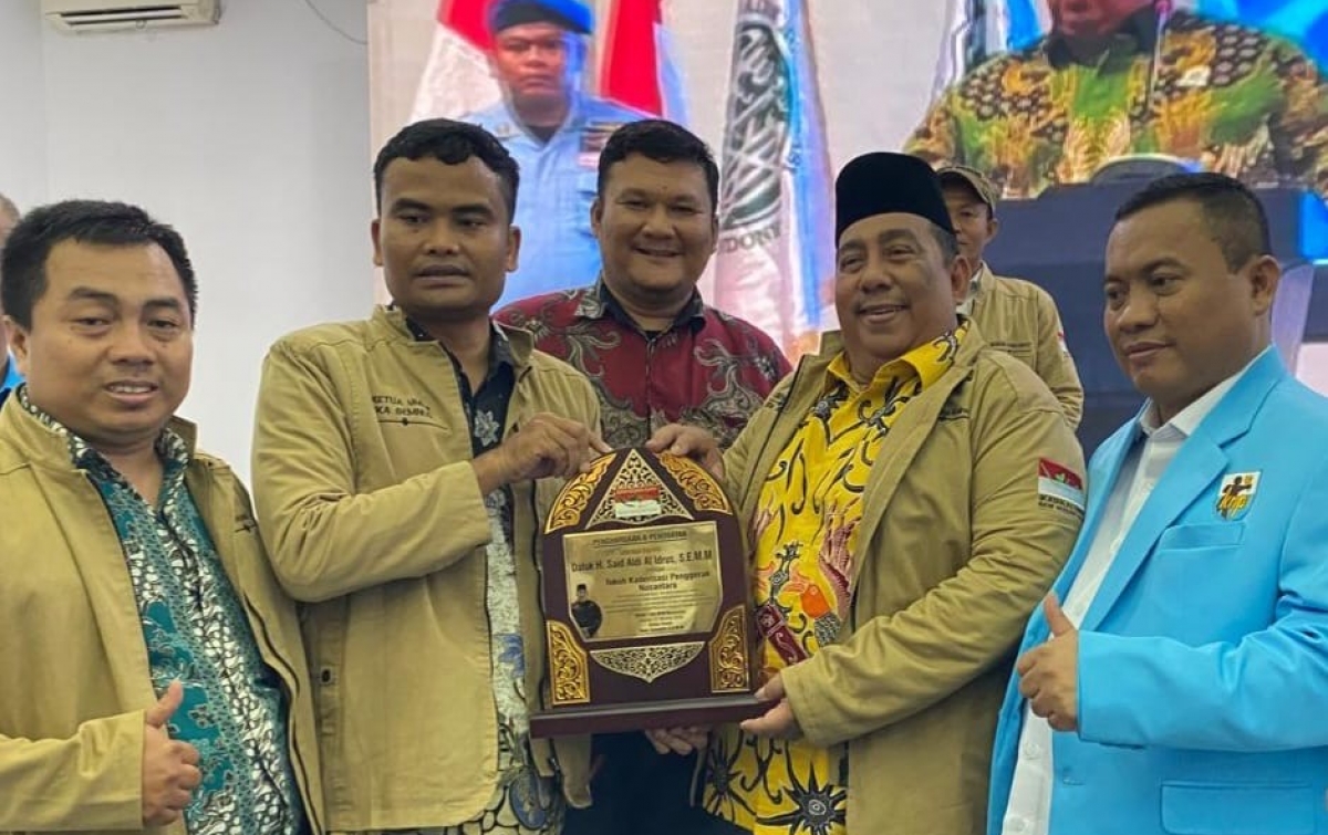 Ketum PP AMPG Terima Anugerah Tokoh Kaderisasi Penggerak Pemuda Nusantara