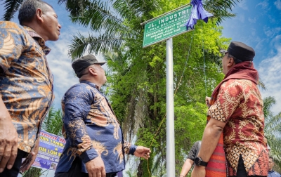 Selesai Diaspal, Asri Ludin Tambunan Resmikan Jalan di Percut Sei Tuan