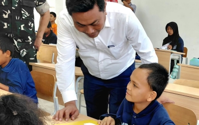 Wakil Bupati Deli Serdang Lom Lom Suwondo Tinjau Sekolah Rakyat