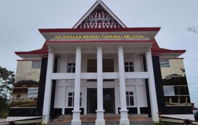 Kejari Tapanuli Selatan Terima Laporan Dugaan Korupsi Anggaran Dinas KB Tapsel Milyaran rupiah