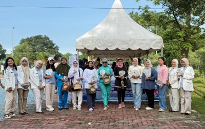 Skrining Kesehatan Gratis, Apoteker Inkes Deli Husada Diserbu Warga Usai Olahraga di Taman Cadika