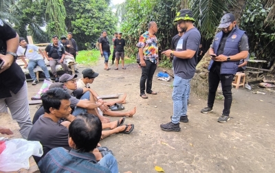 Polisi Babat Habis Sarang Narkoba di Tanjung Morawa, 7 Tersangka Positif Sabu Diringkus