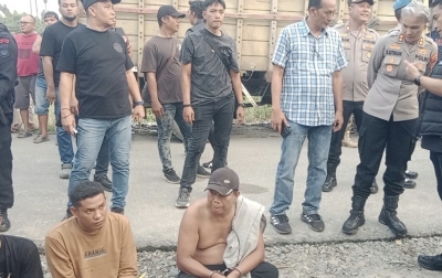 Polres Sergai dan Tim Gabungan Gerebek Sarang Narkoba di Sei Bamban, 12 Pria Diciduk