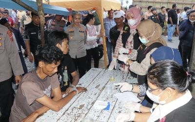 Gerebek Kampung Narkoba di Sei Bamban, Polres Sergai Ciduk 12 Orang dan 10 Positif Positif Narkoba
