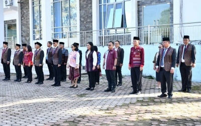 ASN Samosir Kompak Kenakan Batik Motif Ulos, Teguhkan Pelestarian Budaya Batak