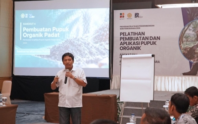 Tekan Biaya Produksi, 130 Pekebun Sawit Simalungun Dilatih Buat Pupuk Organik