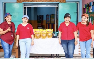 Bantu Ringankan Beban, POMG SD Swasta Penuai Medan Gelar Bazar Sembako