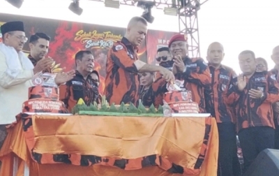 Puncak HUT PP ke-67,  Pemuda Pancasila Deliserdang Bagikan 2000 Karung Beras ke Warga