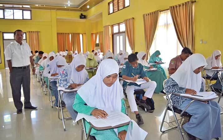 ratusan-siswa-sma-antusias-ikuti-osn