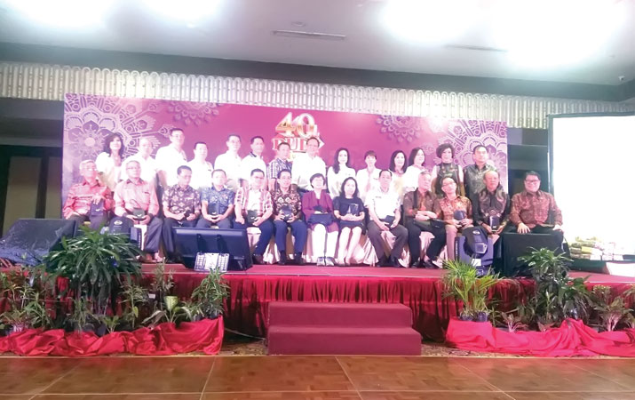 perhatian-mereka-pada-guru-sangat-tulus