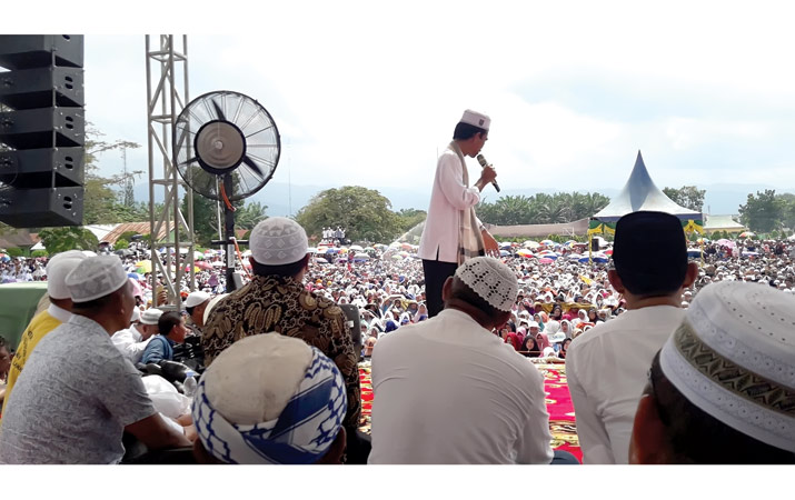 ustaz-abdul-somad-bius-masyarakat