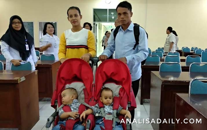 bayi-adam-dan-malik-besok-pulang-ke-kampung-halaman