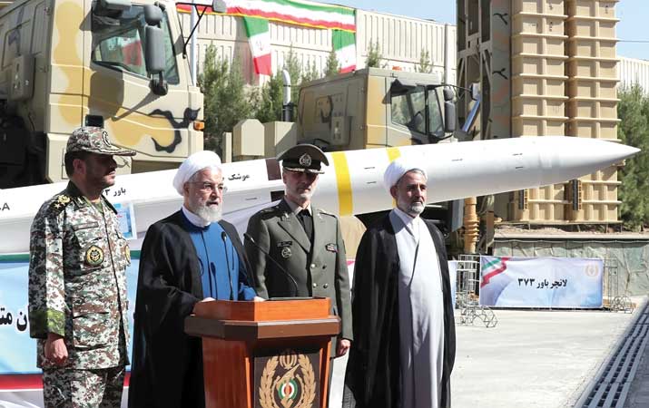 iran-pamerkan-sistem-pertahanan-rudal-sendiri