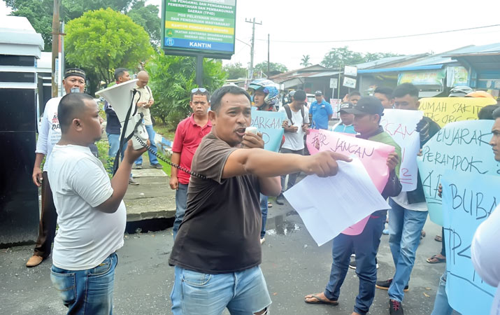 utang-swakelola-pemkab-deliserdang-rp175-miliar