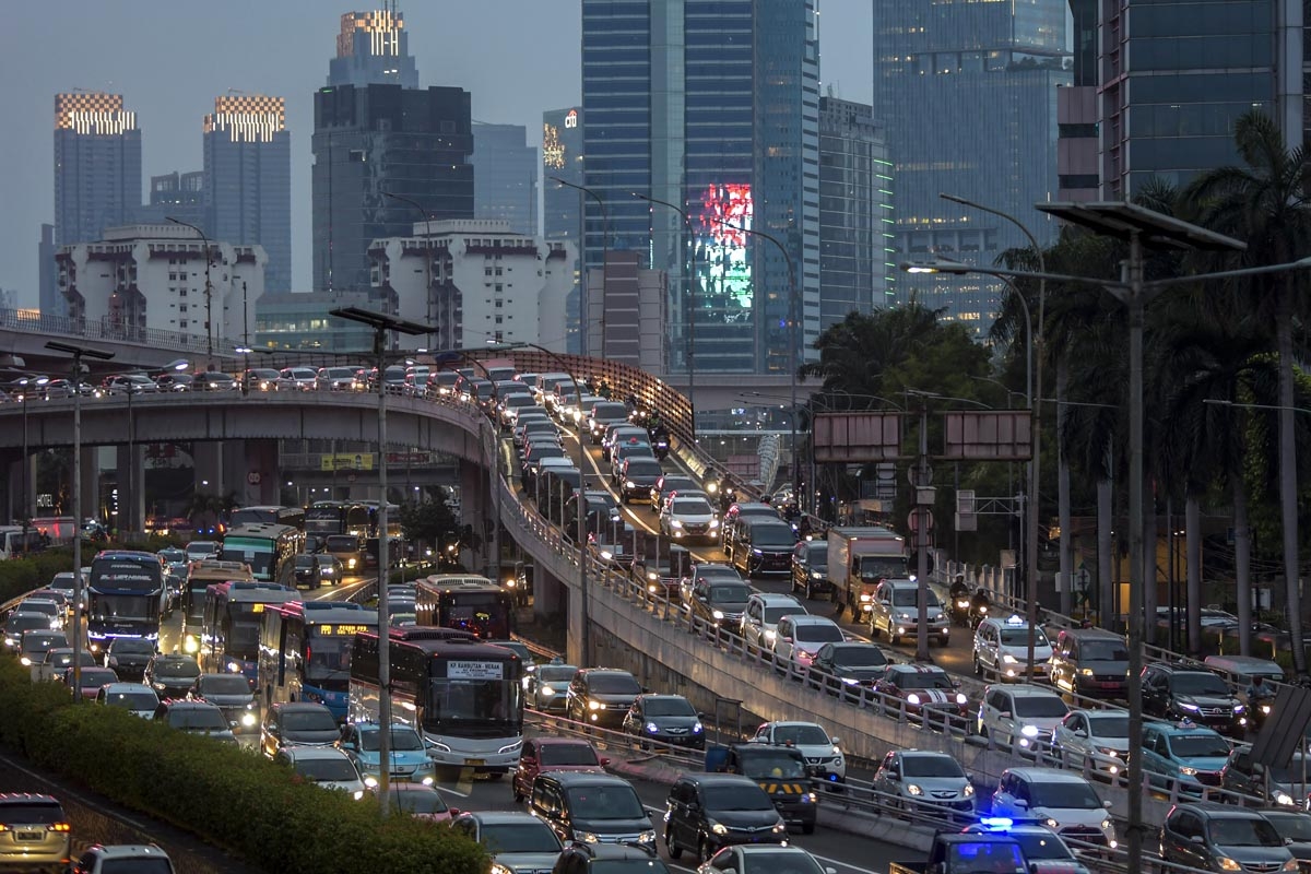 Foto: Kemacetan Jelang PSBB Total di Jakarta - Nasional - AnalisaDaily.com